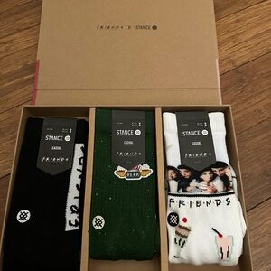 FRIENDS-Stance Casual Socks- 3 pack brand new with tags in original box
